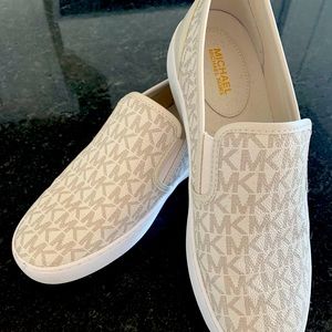 Michael Kors casual shoes size 7.5